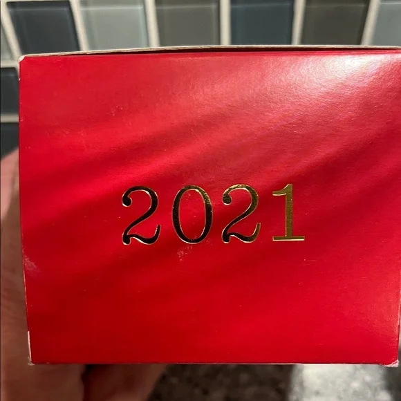 Hallmark Keepsake The Child Ornament with Green and Tan - Picture 6 of 6